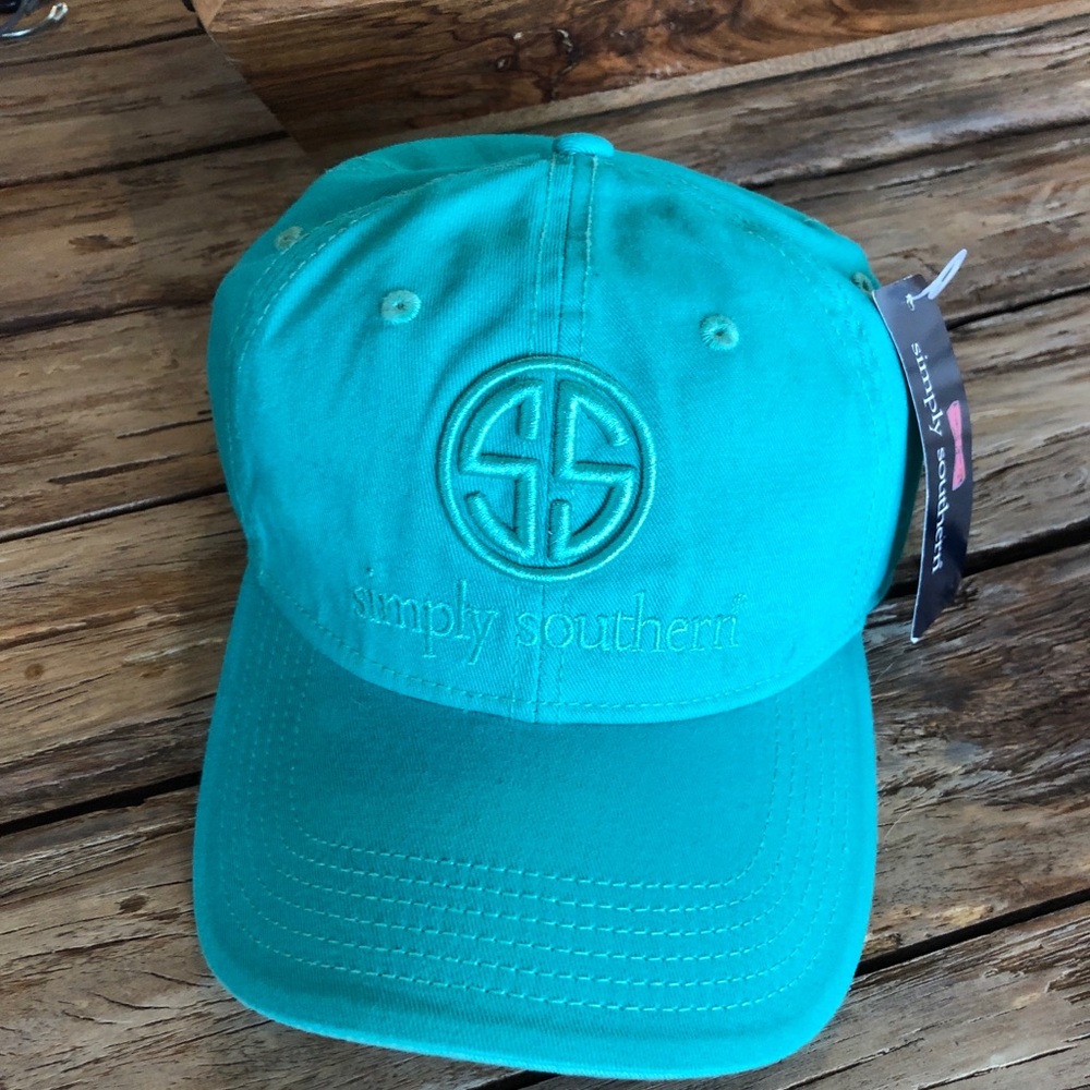 Flash sale…Simply Southern women’s baseball hat NWT.